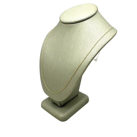 14K Yellow Gold Thin Chain (16675) - Picture 5 of 7